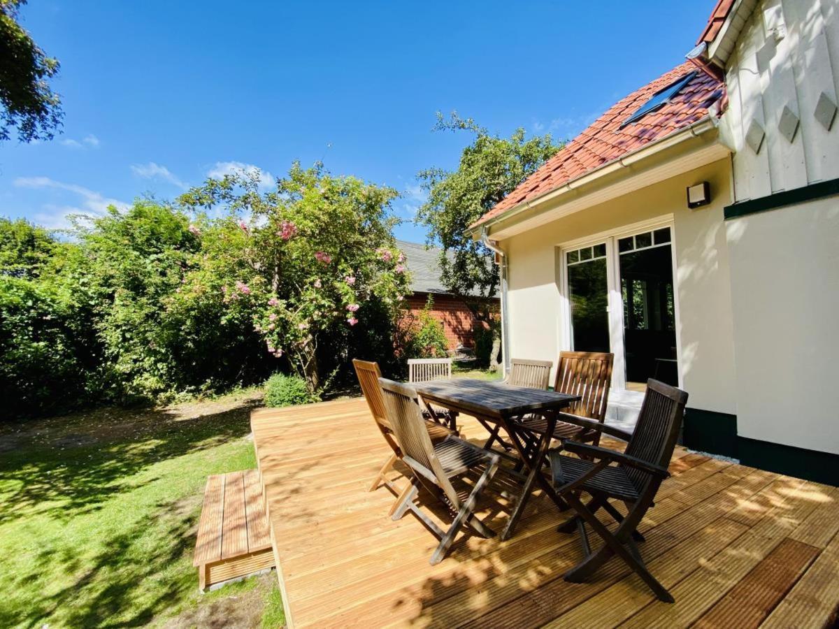 Sommerhaus am Bach Rostock Exterior foto